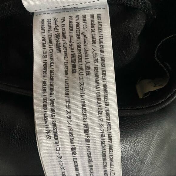 ABERCROMBIE & FITCH 90's Straight Ultra High Rise Faux Leather Pant Black 27 4 - Picture 7 of 9